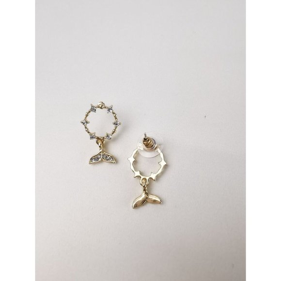 Brand New 14K Gold Plated Mermaid Tail Dangle Earrings - Picture 5 of 6